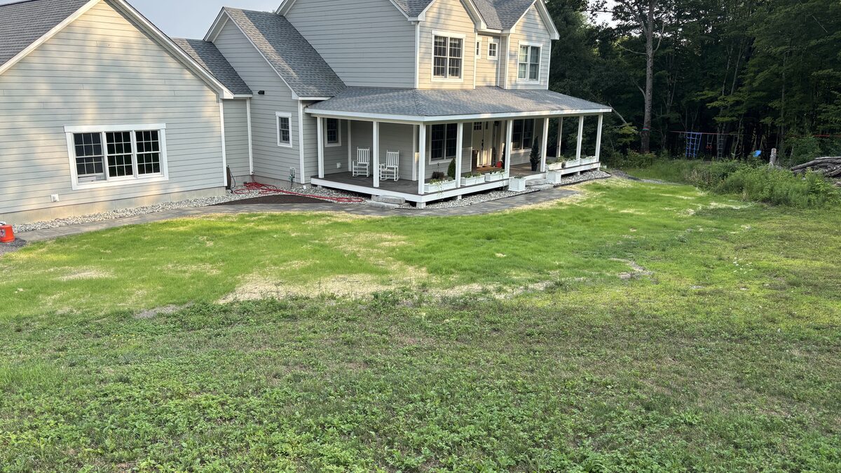 Lawn Installation project photo 01